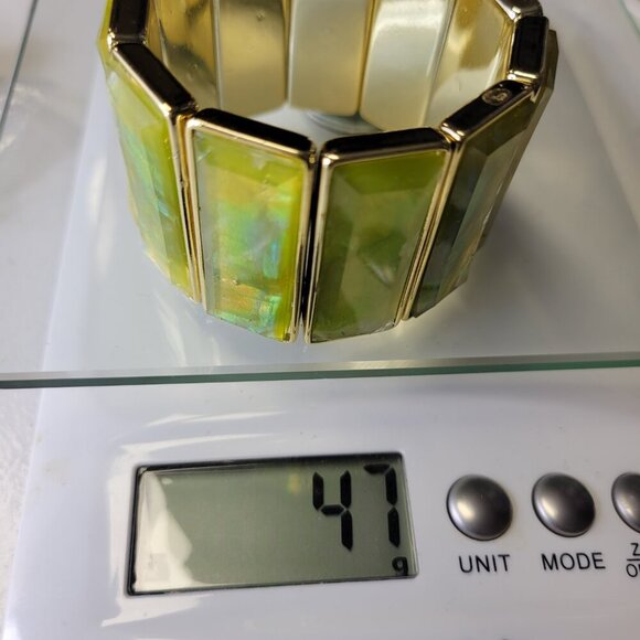 Green Stretch Fashion Bracelet Casual Wrap Bracelet - Picture 7 of 7